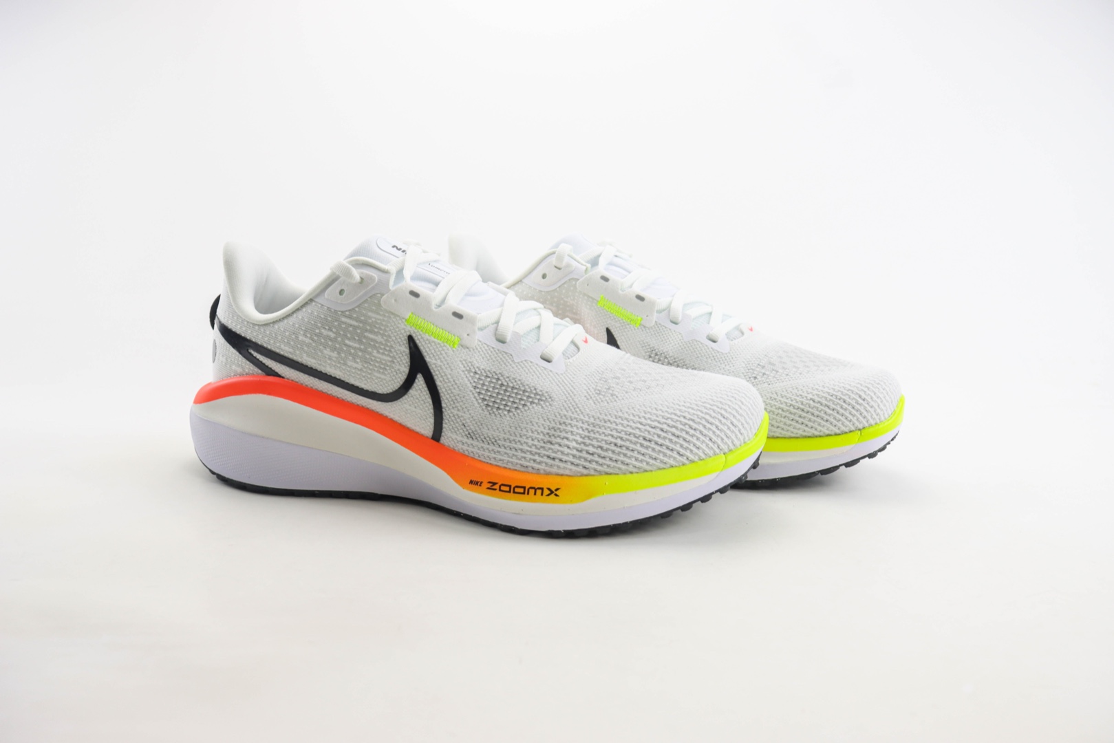 NIKE runner 66